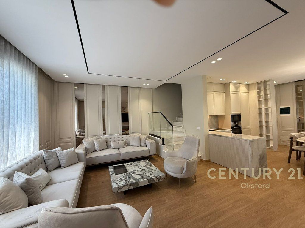 Vilë në shitje Gjiri I Lalzit