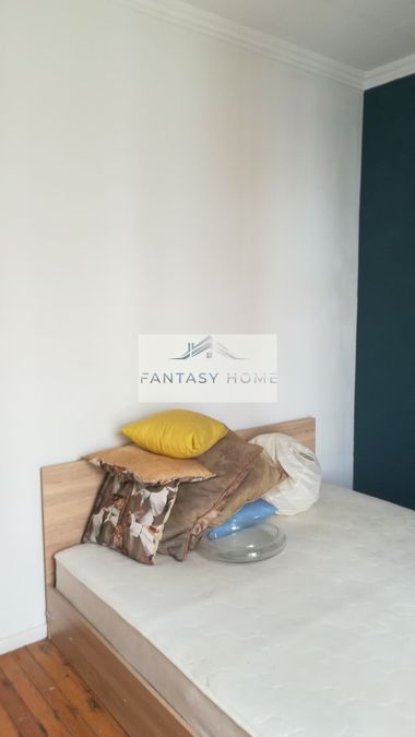 Photo 320164328