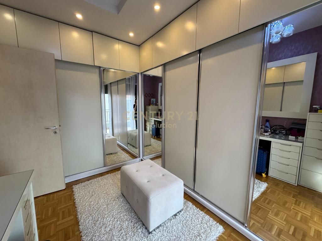 Apartament në shitje Astiri