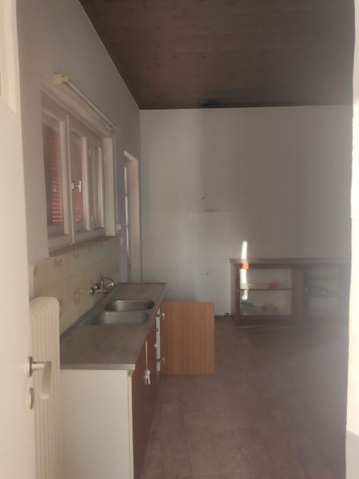 Photo 320198432