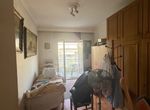 Photo 320594087