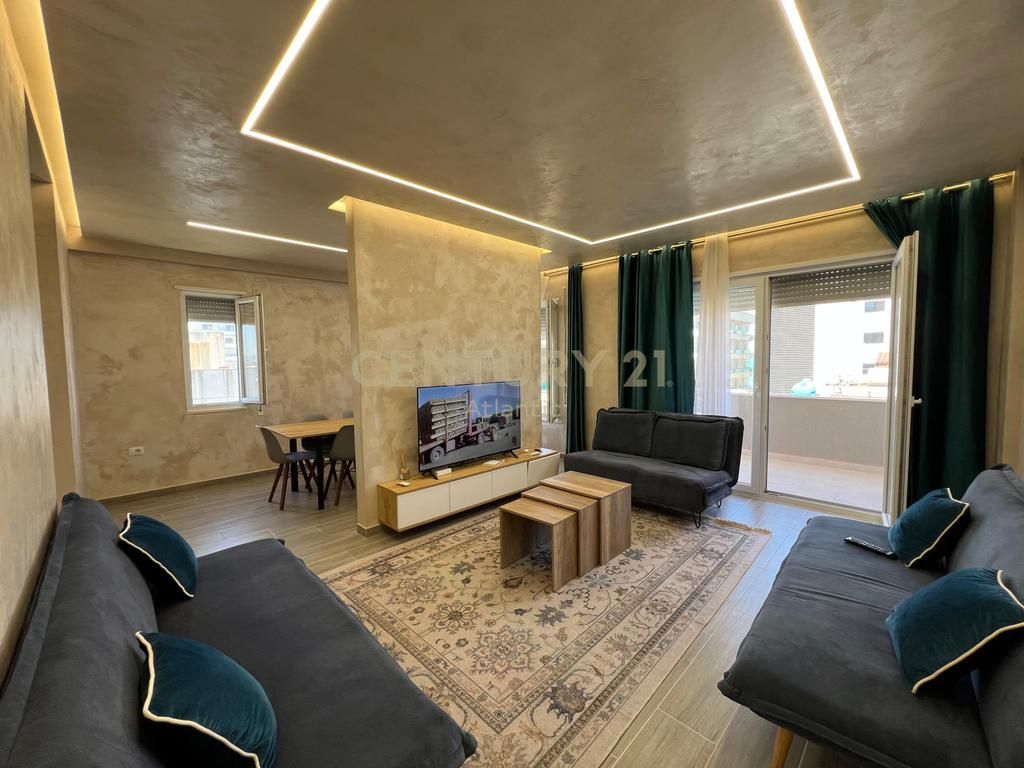 Apartament në shitje Golem