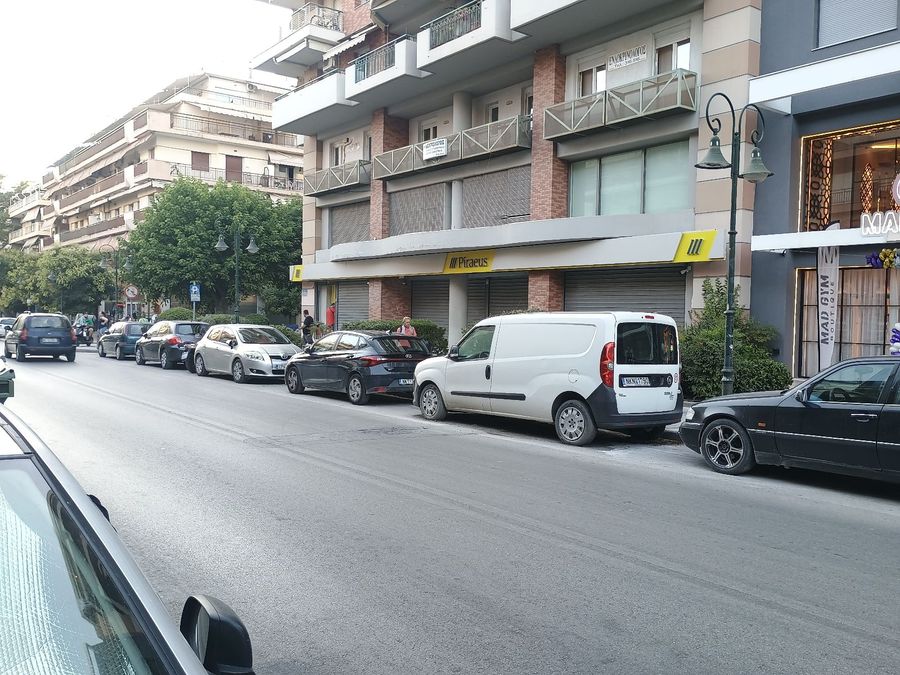 Photo 320704685