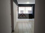 Photo 320866112