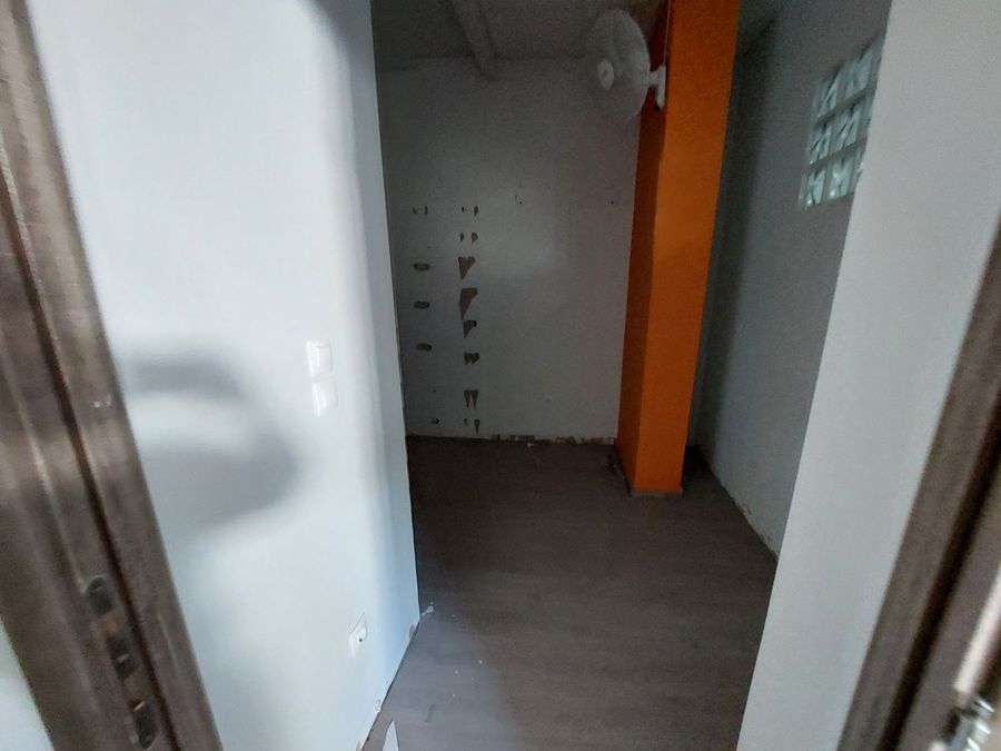 Photo 321254897
