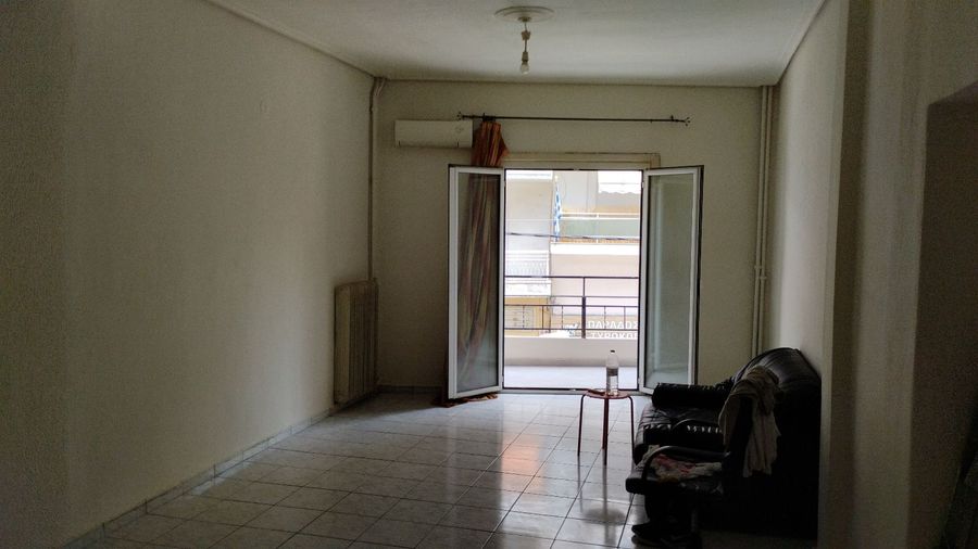 Photo 322353095