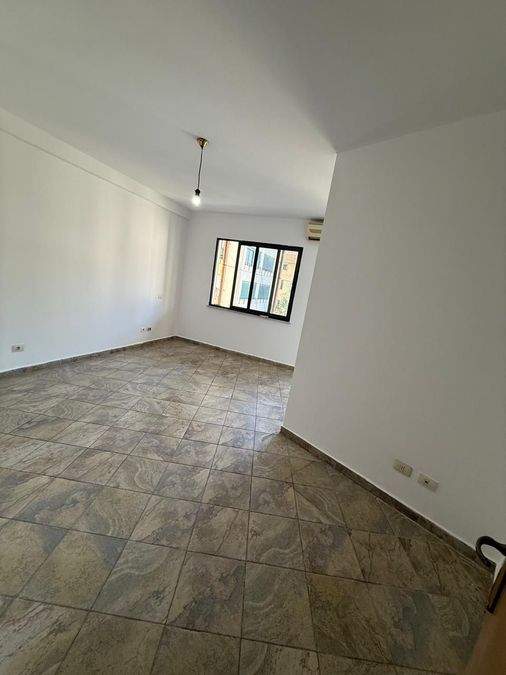 Photo 322552769