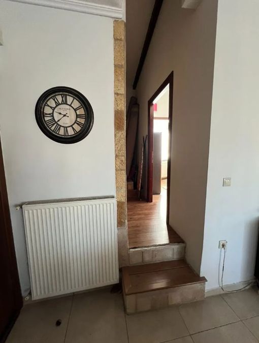 Photo 322688639