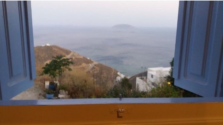 Photo 323011298