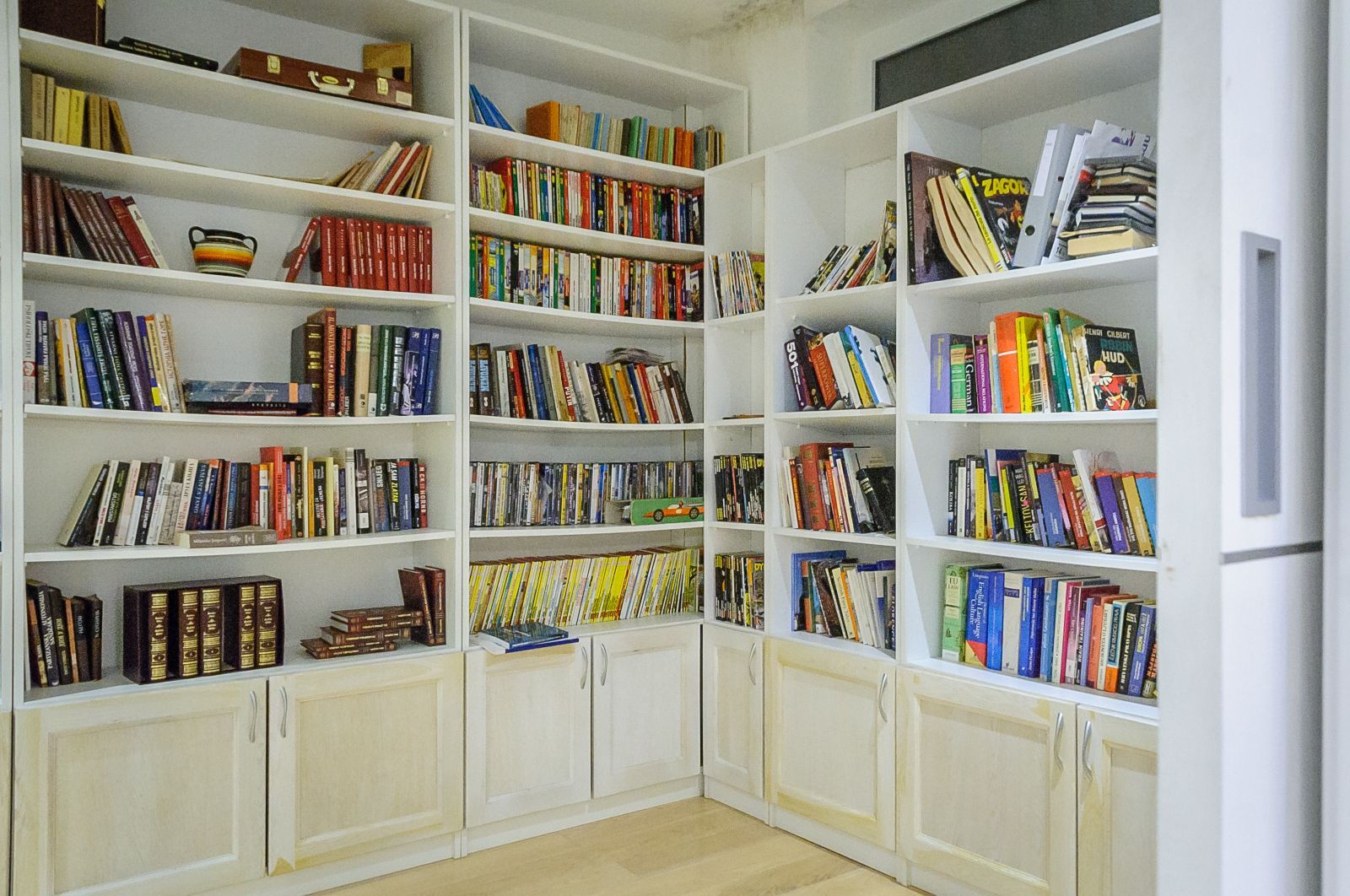 Helle Wohnung mit 2 Schlafzimmern und Bibliothek, 88 m², Block 5, Podgorica – zur Miete 4