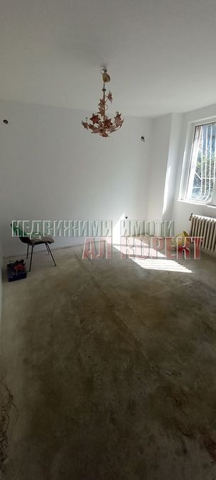 Снимка 323778725