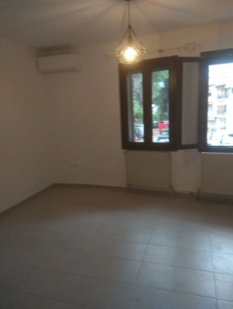 Photo 324991769