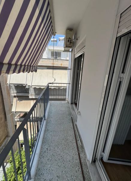 Photo 325108064