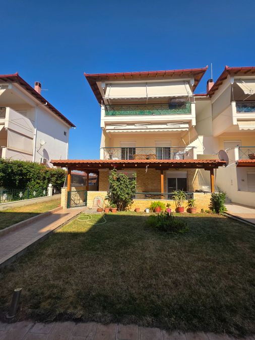 Снимка 325358843