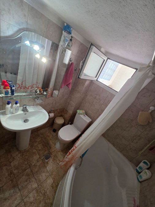 Снимка 325358864