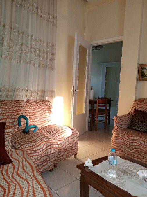 Photo 325365512