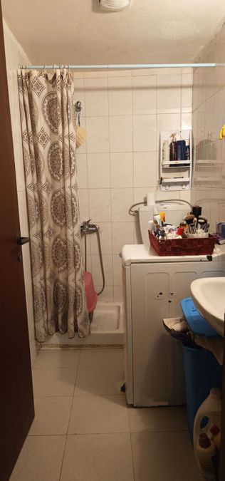 Photo 325514717