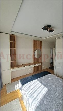 Photo 325566242