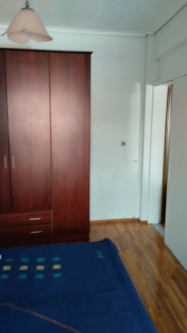Photo 325719923