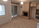 Photo 325819805