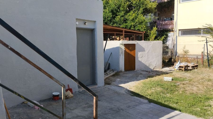 Photo 326094899