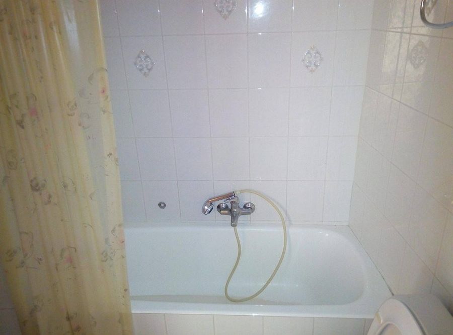 Photo 326327546