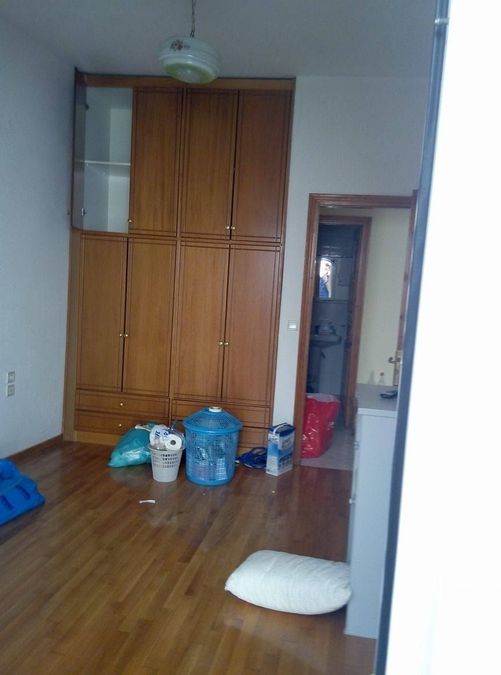 Photo 326327582