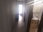 Photo 326436020