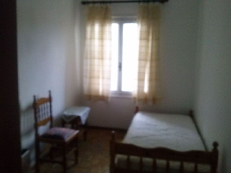 Photo 326524358