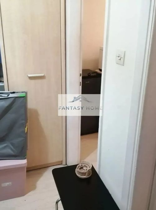 Photo 326631194