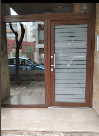 Photo 326672435