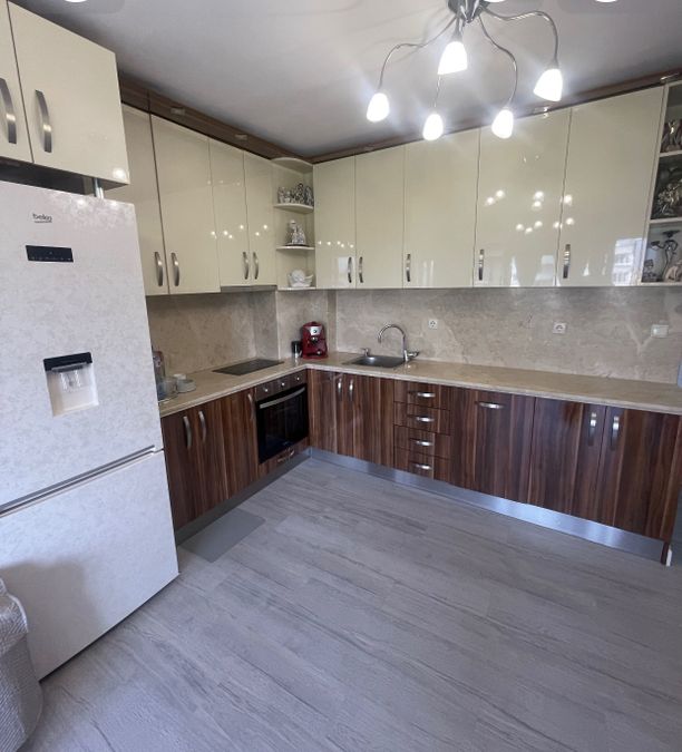 Снимка 326831015