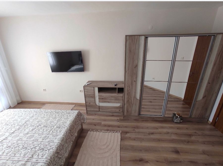 Снимка 326836592