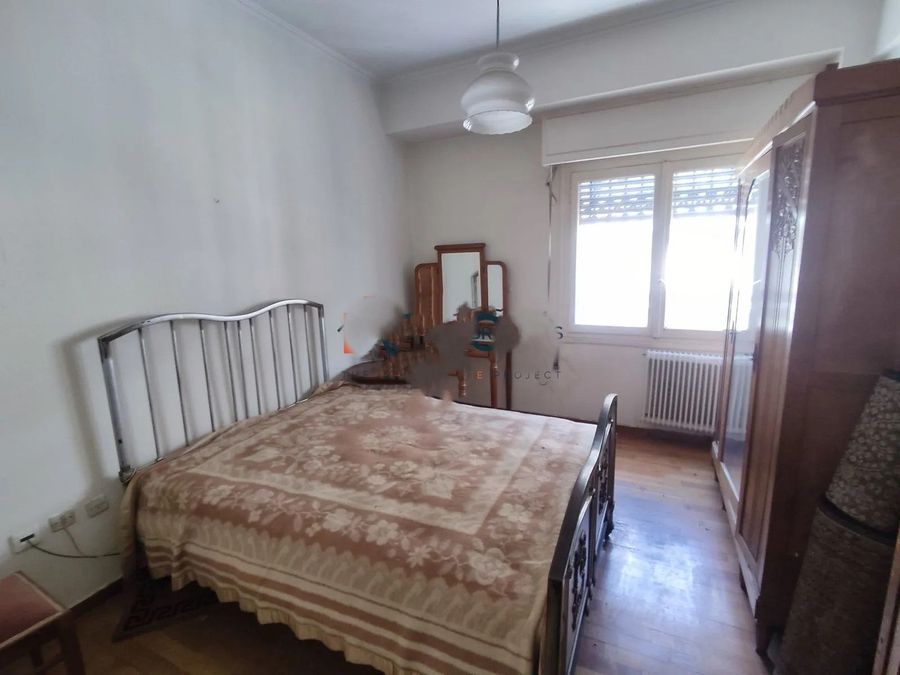 Photo 326898908
