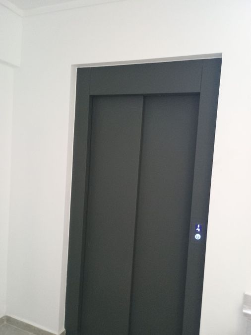 Photo 326997158
