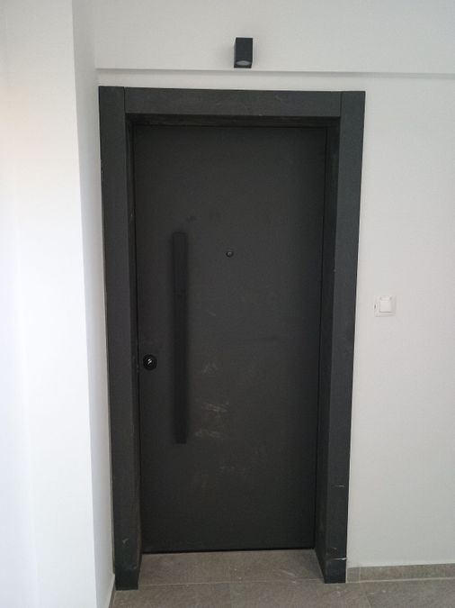 Photo 327000605