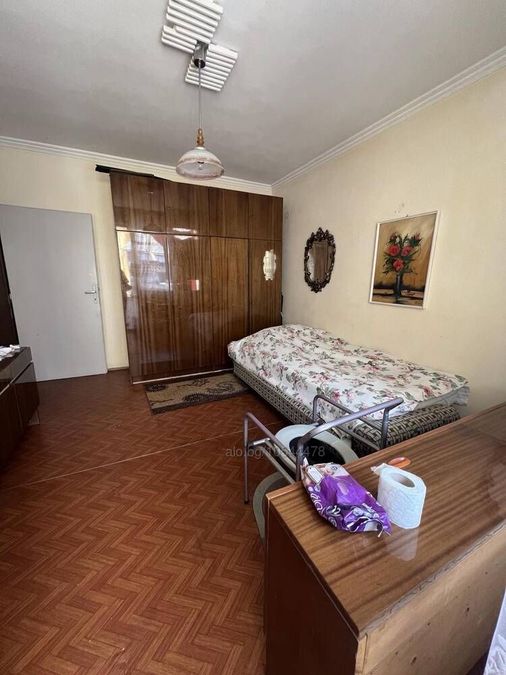 Снимка 327105224