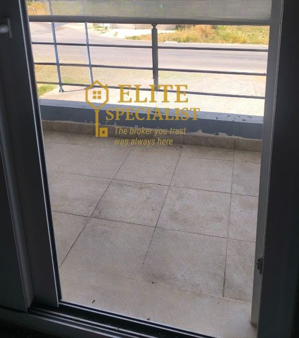 Photo 327919157