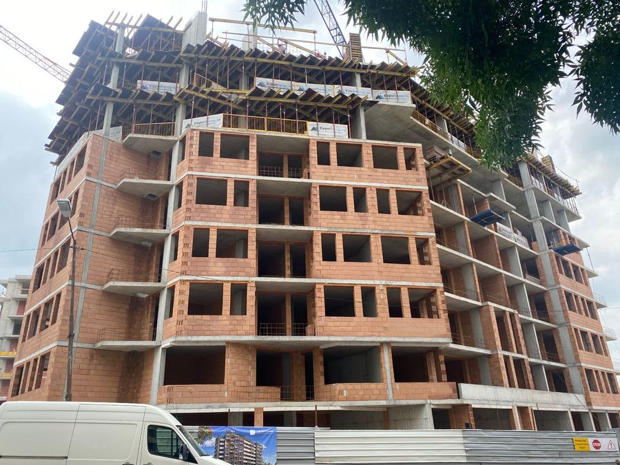 Снимка 327986174