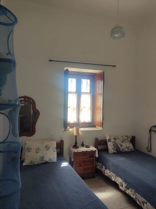 Photo 328238114