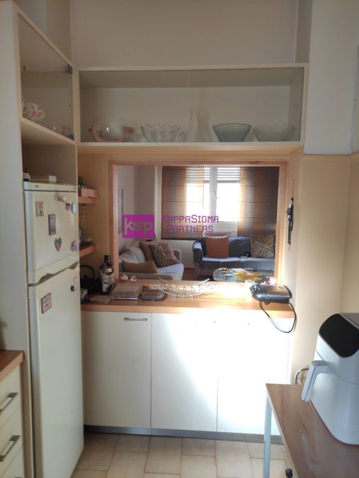 Photo 328377632