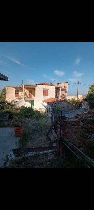 Photo 328506158