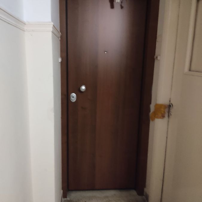 Photo 328534181