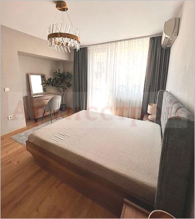 Снимка 328859546