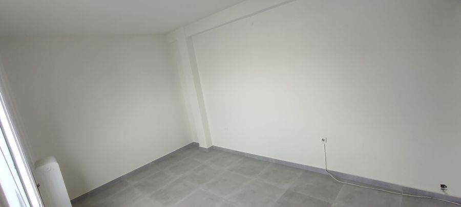 صورة فوتوغرافية 328905398