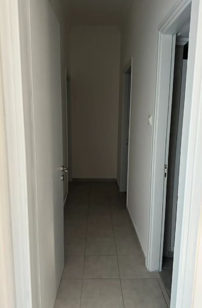 Photo 329168330