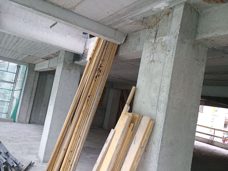Photo 329320664