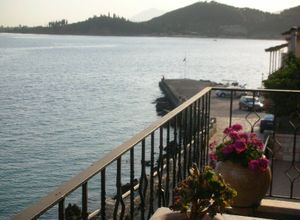 Μεζονέτα προς πώληση Ναύπακτος 195 τ.μ. 2 Υπνοδωμάτια Νεόδμητο