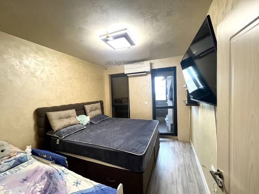 Снимка 329580818