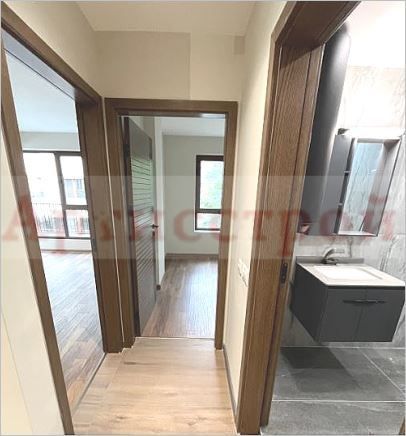 Снимка 329645930